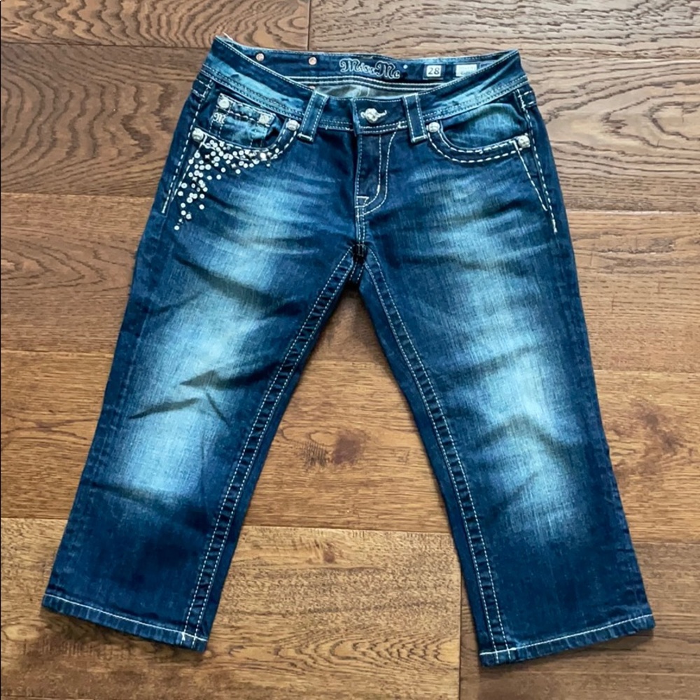 Miss Me Sequined/Stud Capri Pants